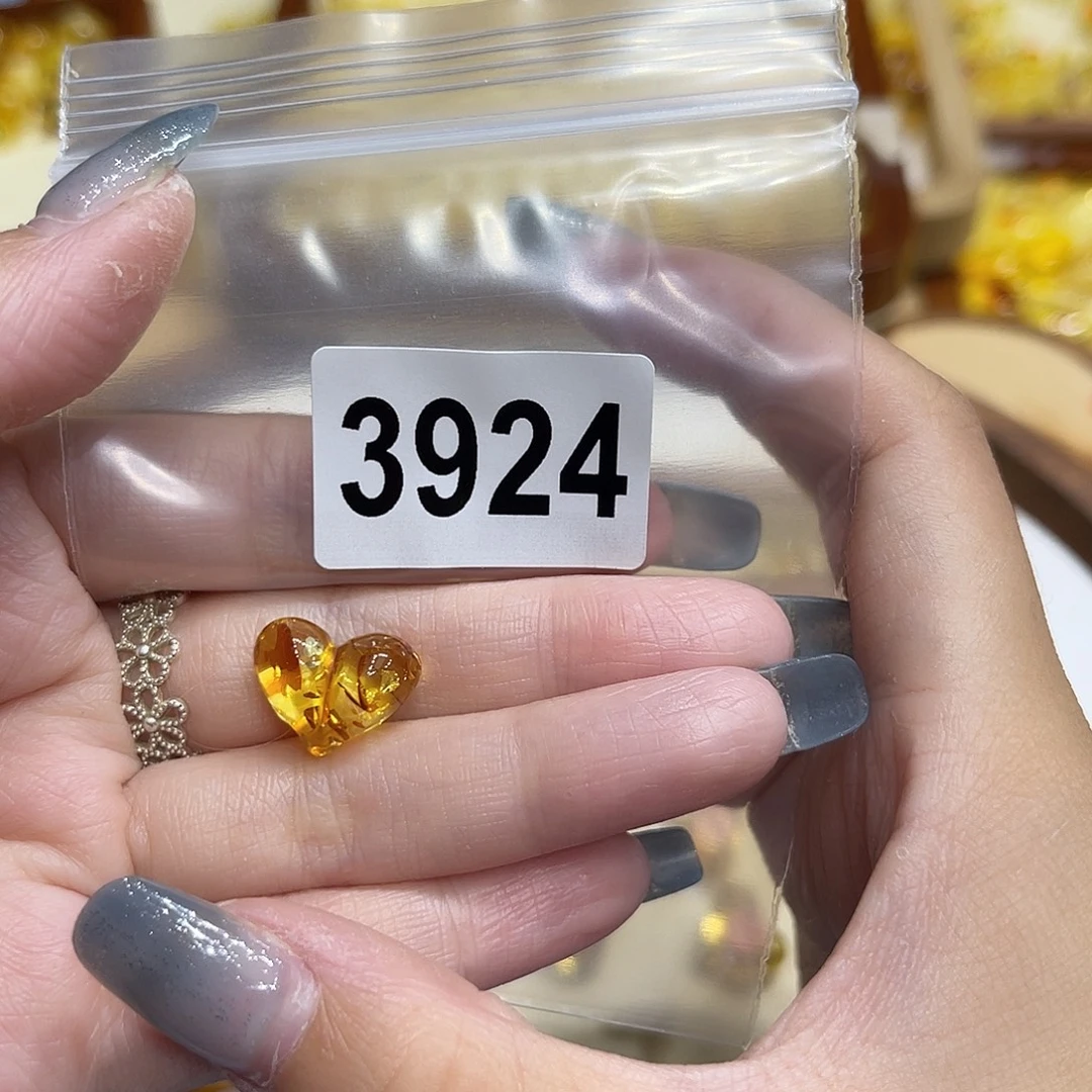 琥珀未镶嵌裸石蜜蜡