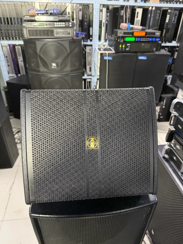 8新  8寸音响一对不包邮