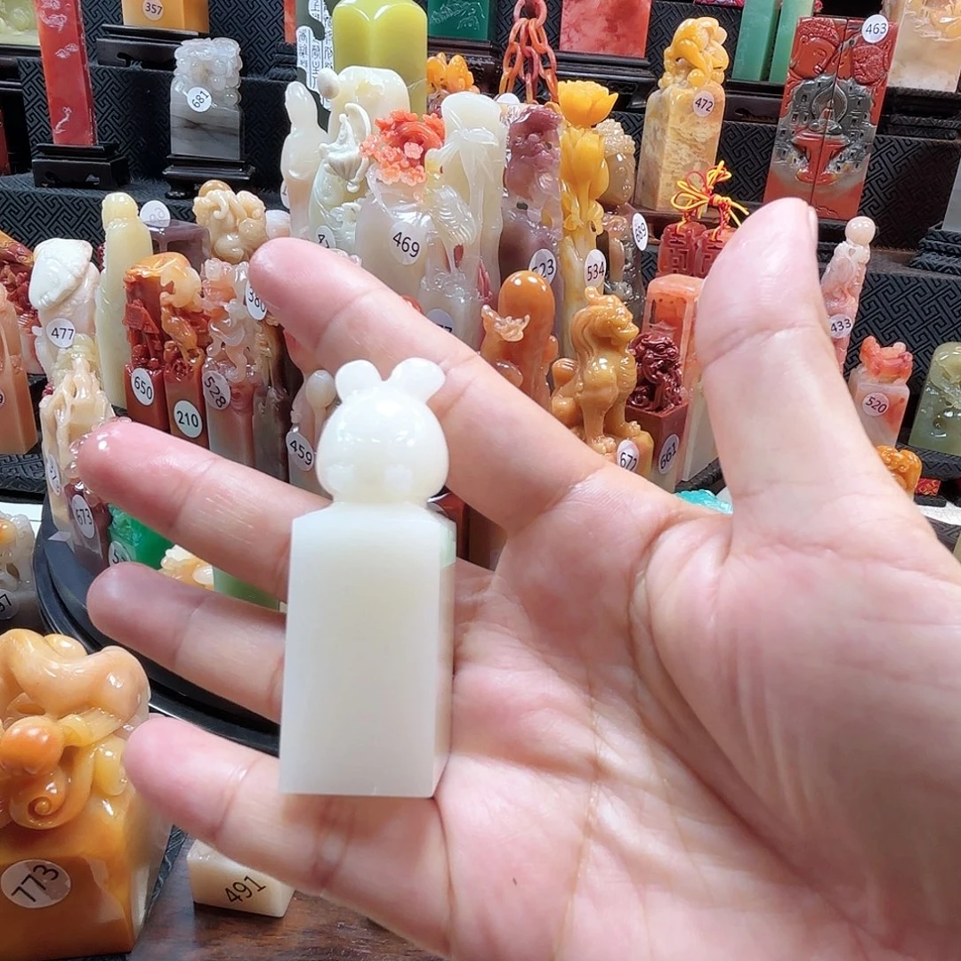 寿山石其他小白兔