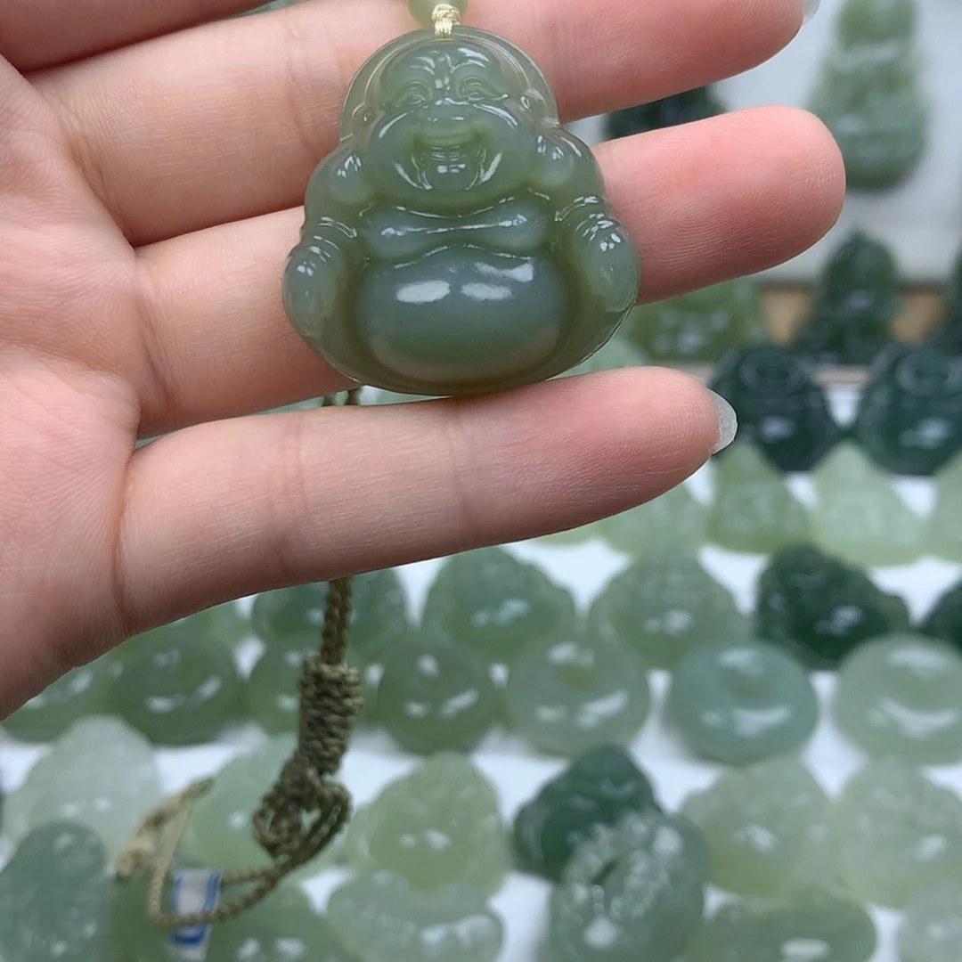 【闪购商品】颈饰未镶嵌和田玉