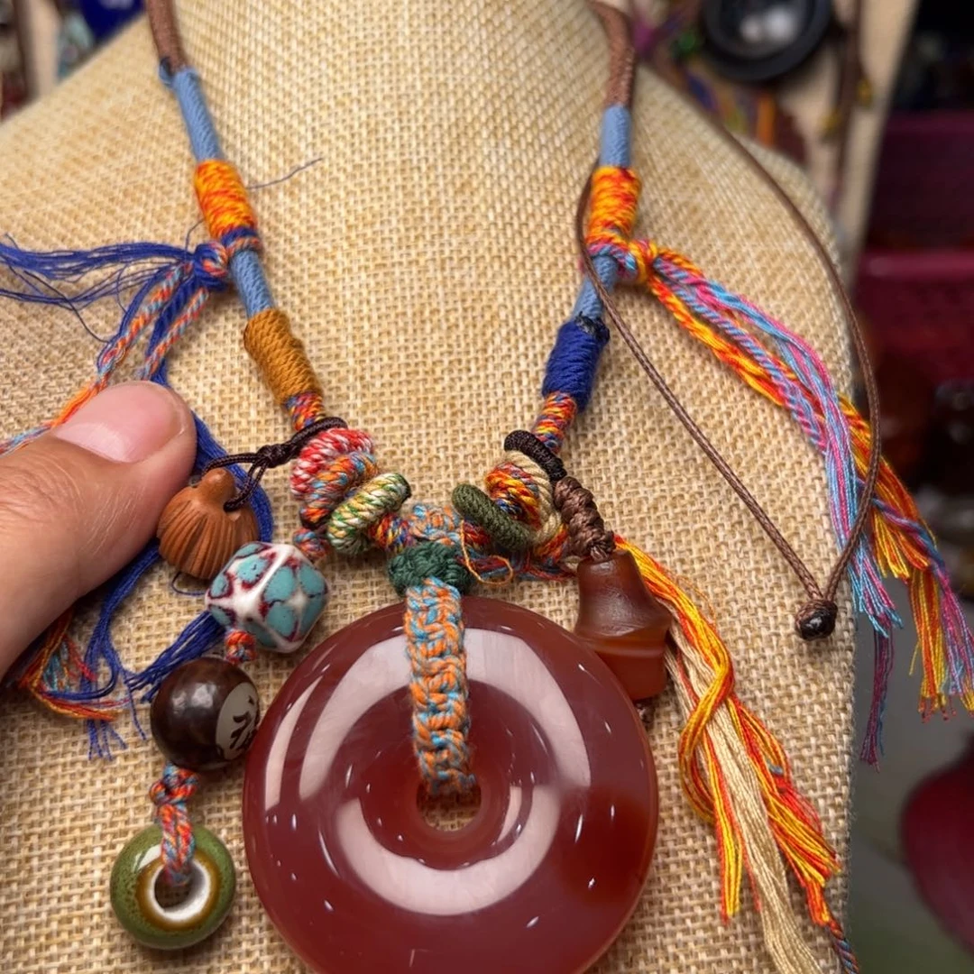 玛瑙/玉髓颈饰未镶嵌