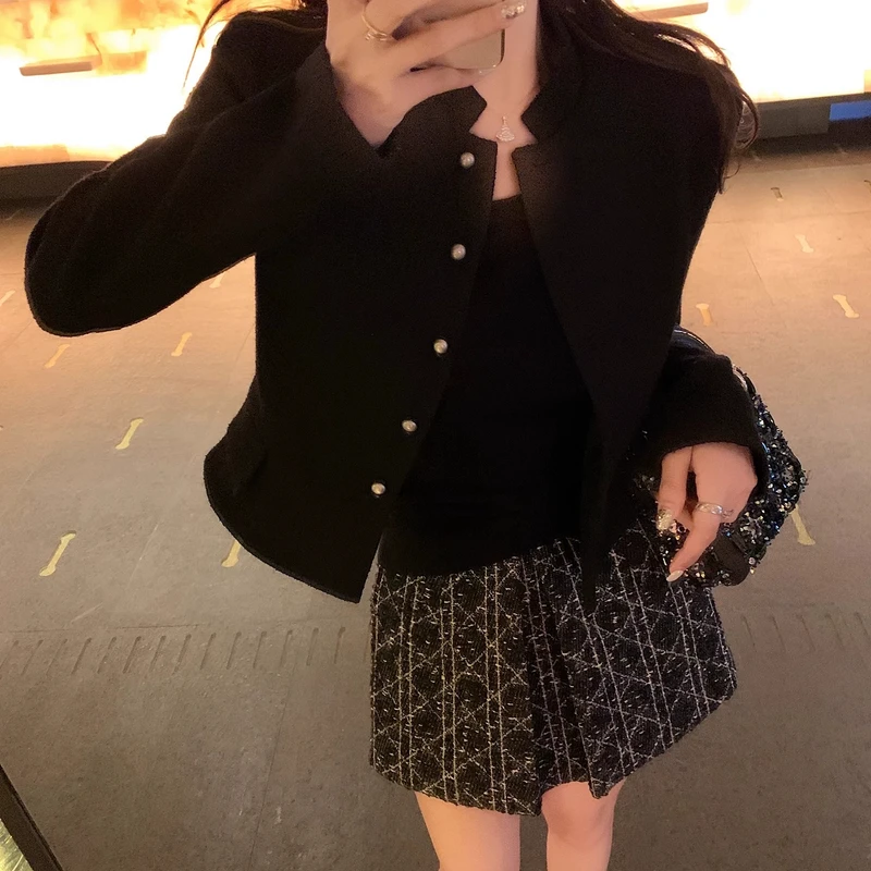 “千金裙裤”漂亮女大成人礼轻松迷倒crush 花纱重工廓形精致裙裤