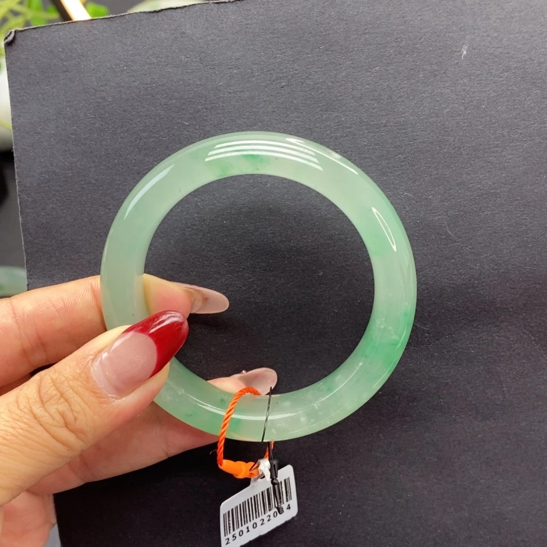 石英质玉手镯未镶嵌道*