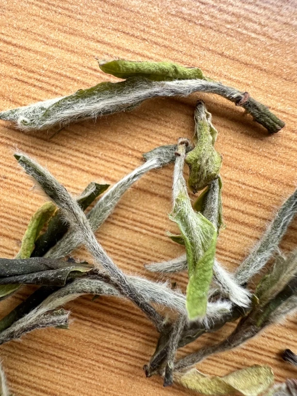 白茶 荒野牡丹W  2025年（初级农产品）