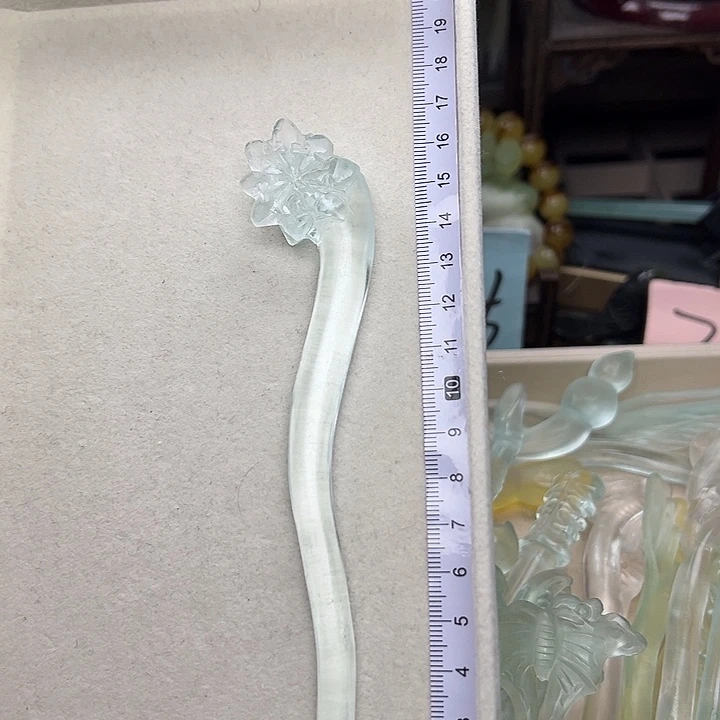 蛇纹石玉未镶嵌发簪雪花