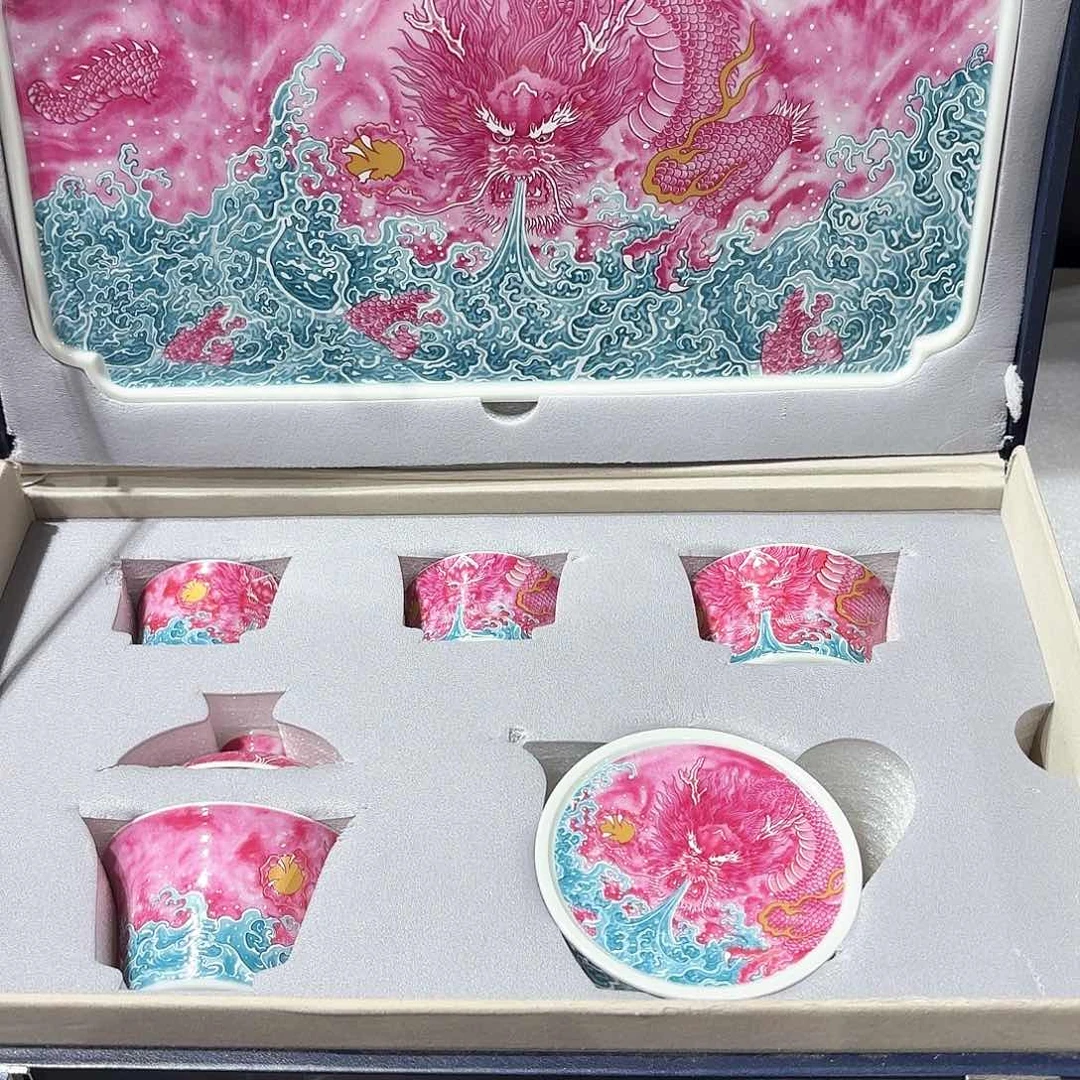 瓷片景德镇陶瓷学院教授