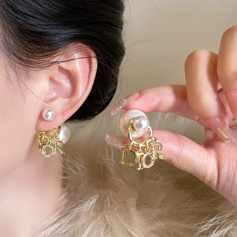 合金耳饰 c-550韦雪同款字母数字耳环女2025新款耳饰高级感耳8299