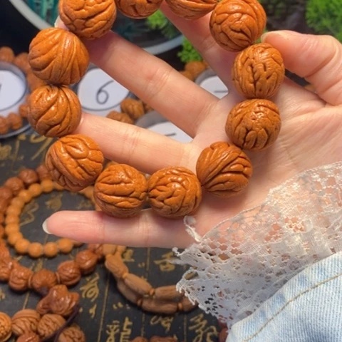 【闪购商品】手串桃核