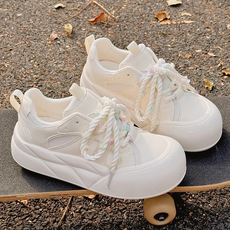 小白鞋女夏季透气网面网鞋2025新款百搭配裙子的鞋子厚底运动板鞋