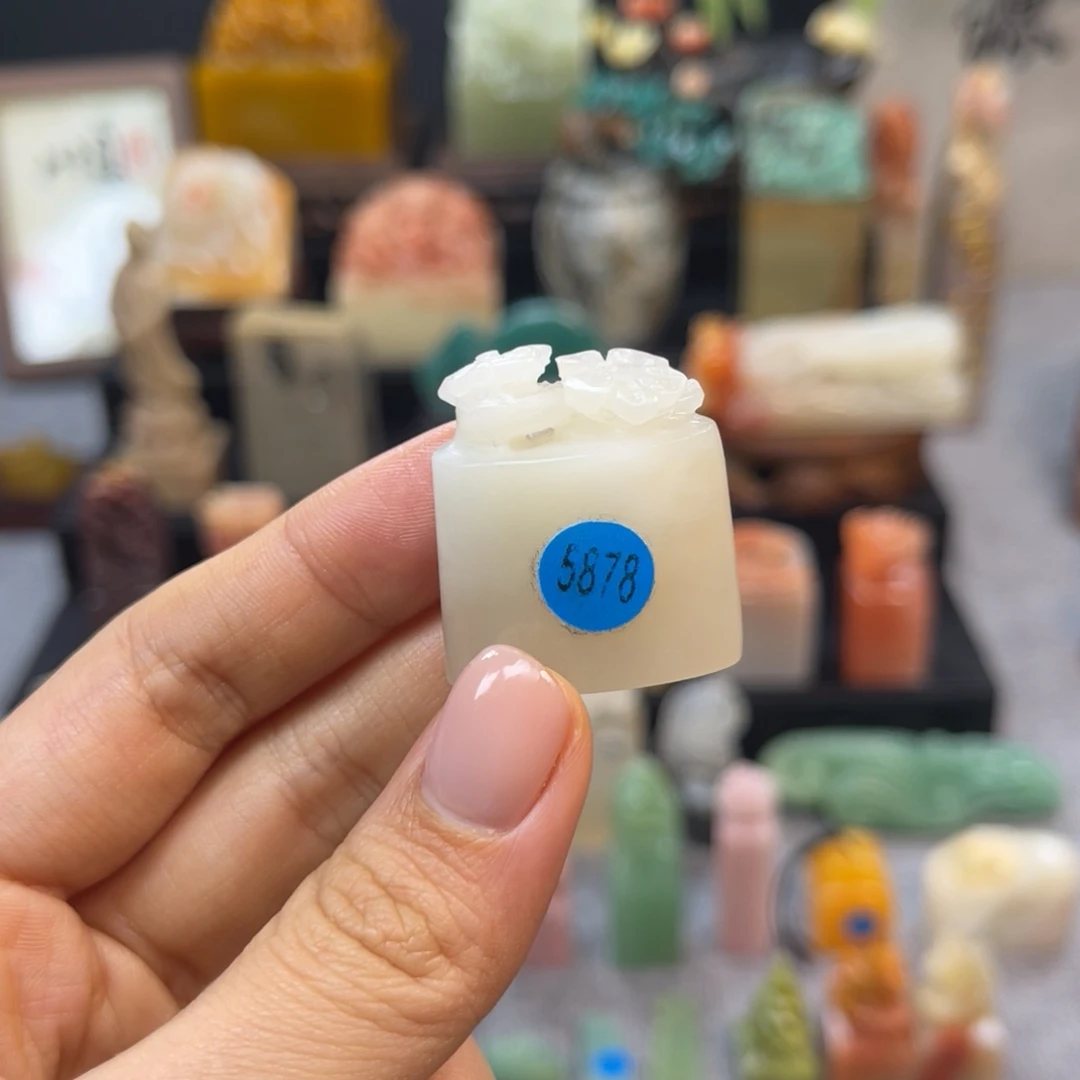 打***参寿山石印石6000。