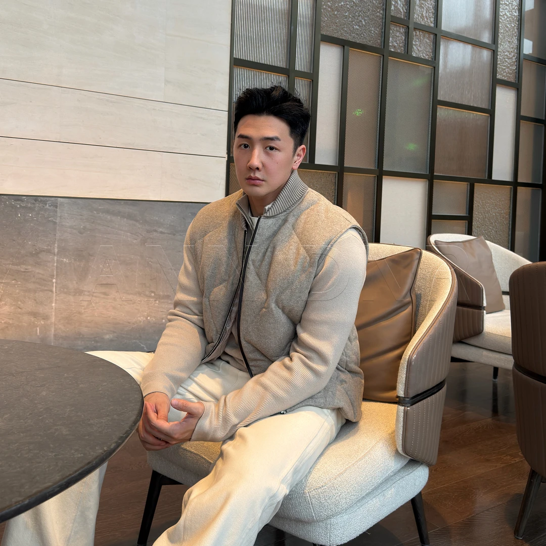 ANN DNR “BLT家同款” 高定系列绵羊毛混纺白鹅绒马甲SL-FXSJ8635