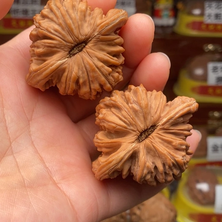 吊坠文玩核桃楼王51