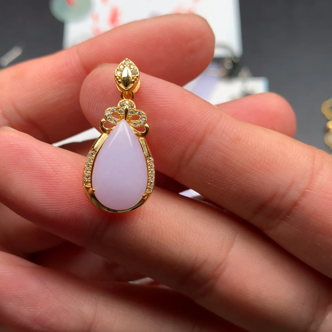 翡翠未镶嵌颈饰Y**a缅甸翡翠