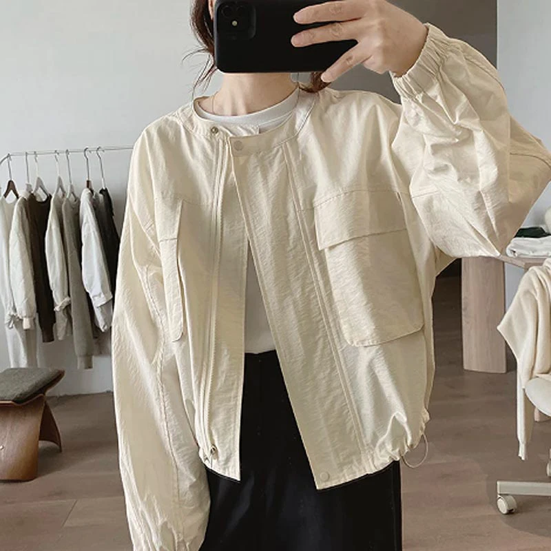 韩版简约风圆领宽松显瘦口袋设计感薄款外套女2025夏季高级感上衣
