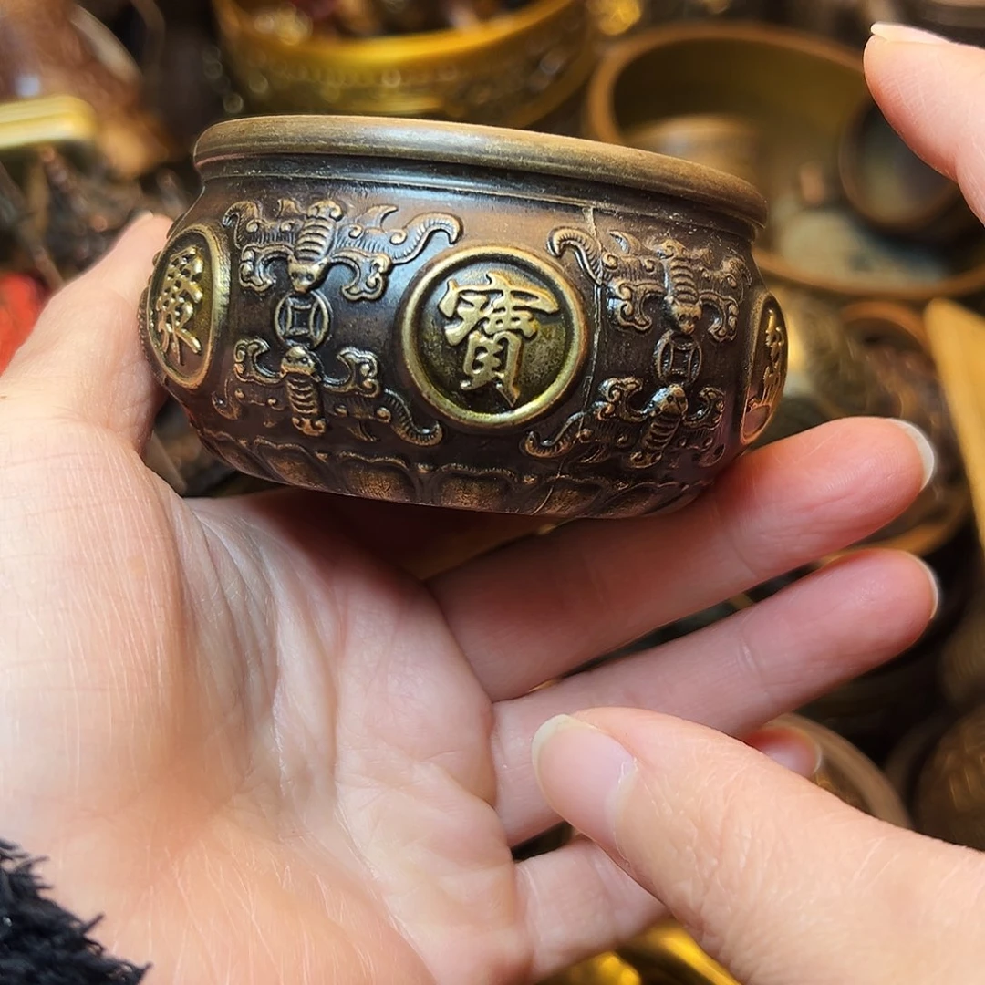 精美铜器工艺品等