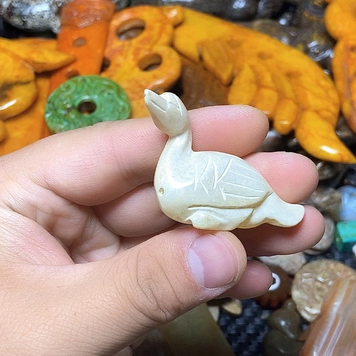 和田玉未镶嵌颈饰108