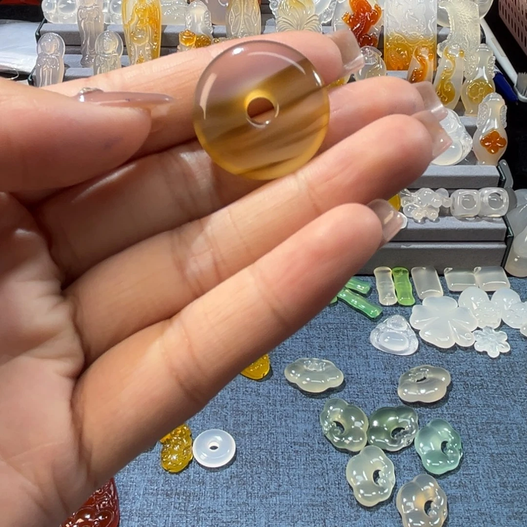 玛瑙/玉髓未镶嵌颈饰