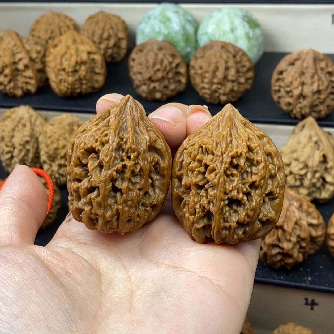 文玩核桃吊坠九龙筋36