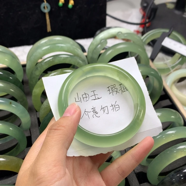 未镶嵌蛇纹石玉手镯420