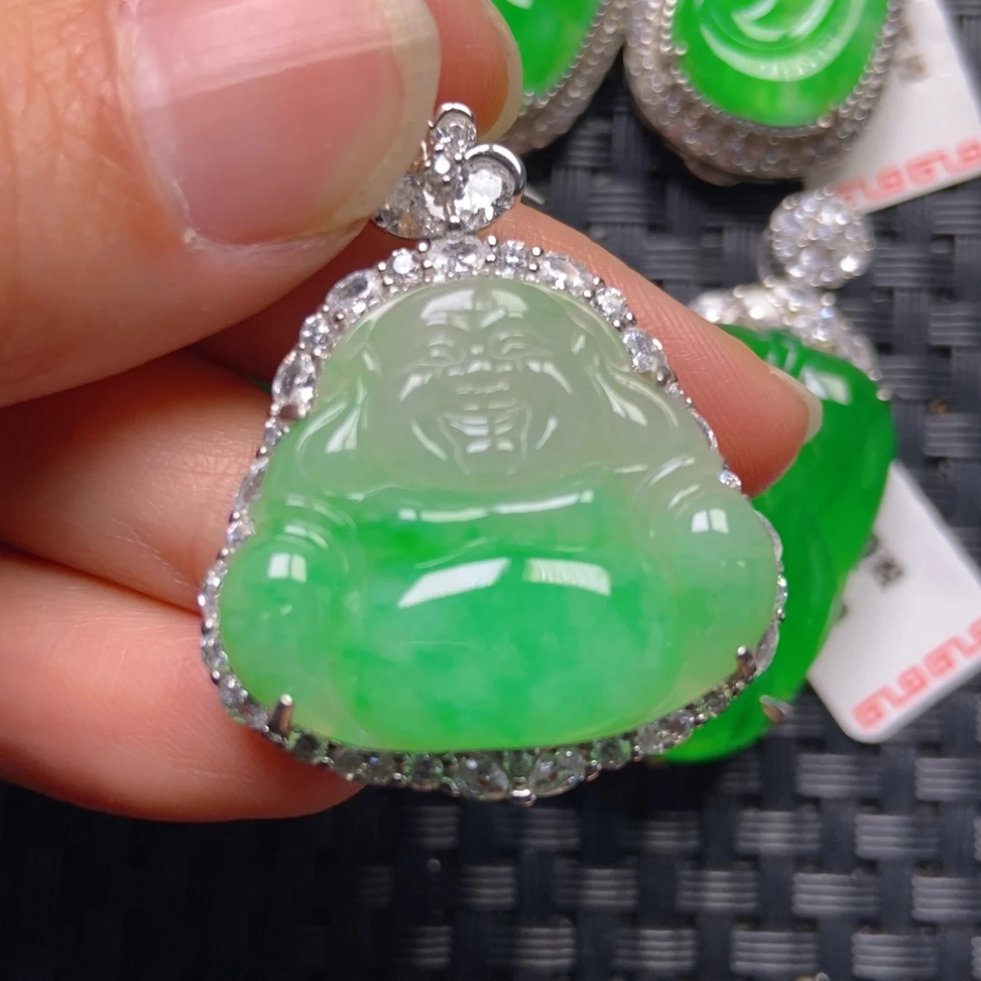 翡翠银S925镶嵌颈饰佛公吊坠