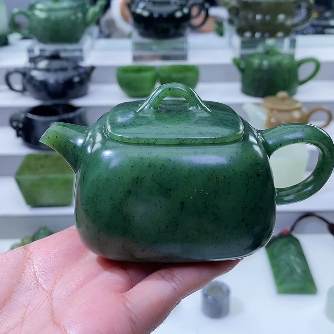 承****和田玉未镶嵌挂件茶壶