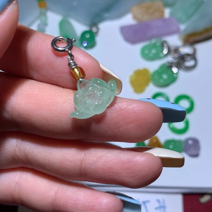 翡翠未镶嵌颈饰无镶嵌