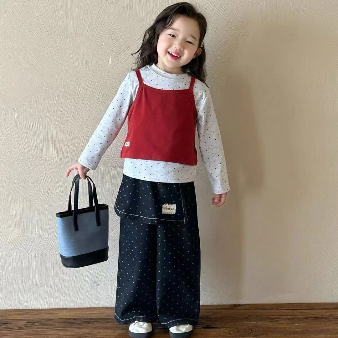 女宝宝春季套装2025新款儿童洋气开春吊带衫波点T恤阔腿裤三件套