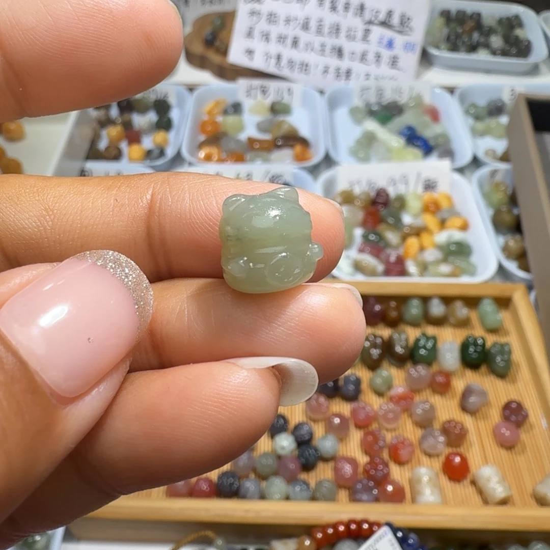 和田玉未镶嵌珠宝奇石