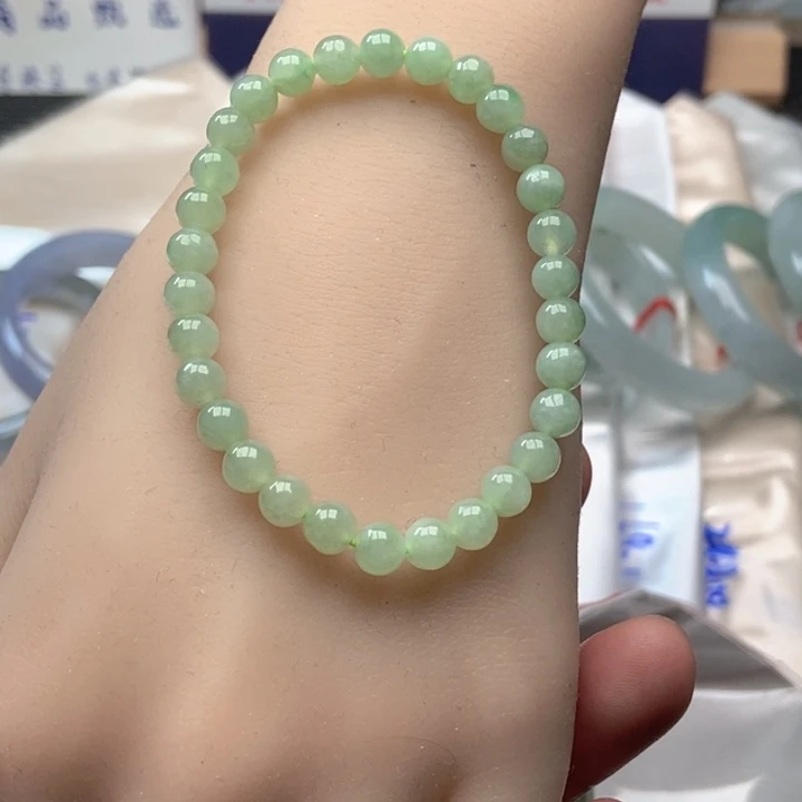 翡翠未镶嵌手串葡萄绿