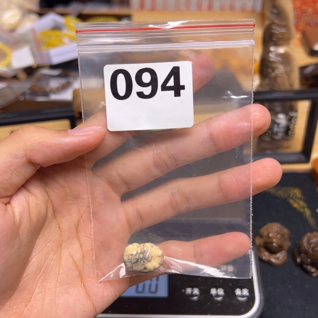 天然猛犸象牙瑕疵品