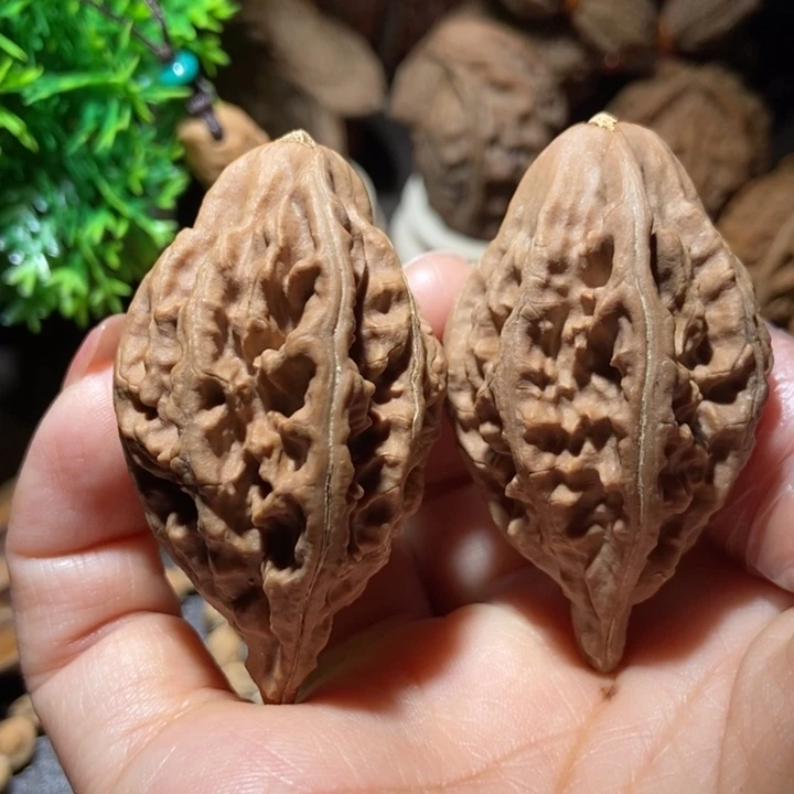 把件文玩核桃东北楸子小雪35