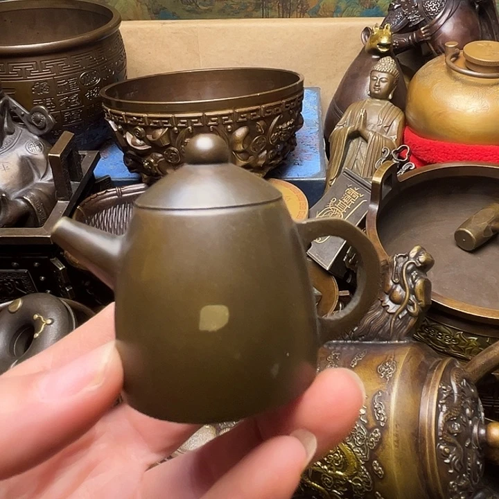 精美铜器批发档口