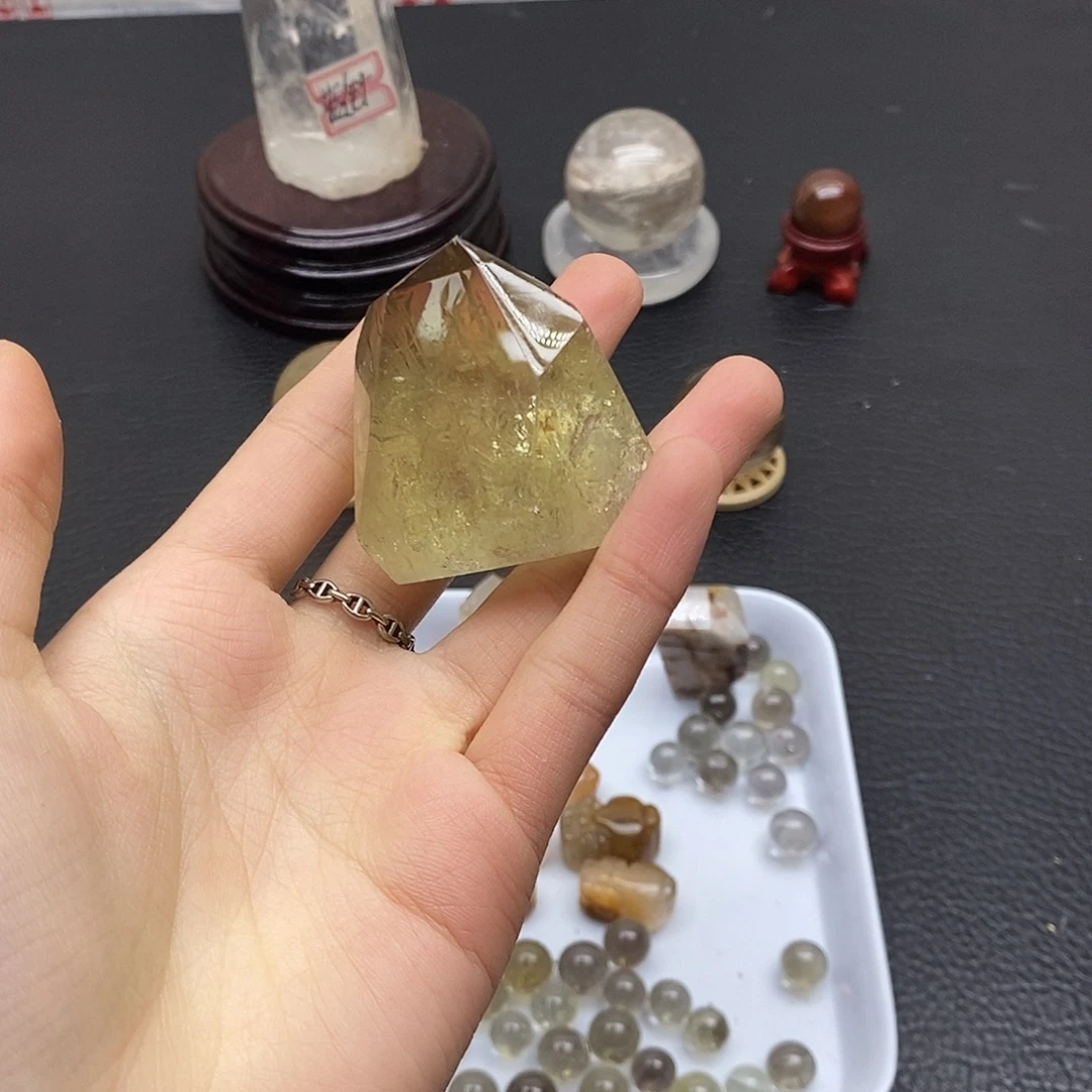 珠宝半成品水晶未镶嵌156水晶石