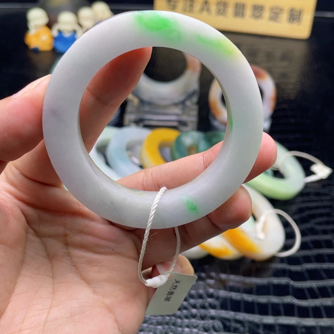 未镶嵌翡翠定制翡翠