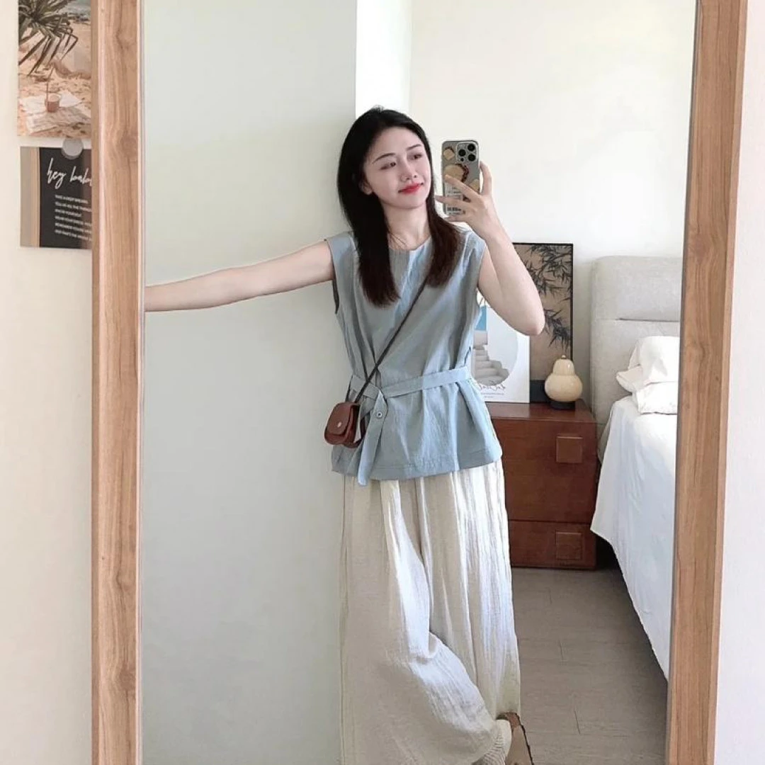 大方得体穿搭一整套2025夏季新款无袖收腰上衣阔腿裤洋气两件套女