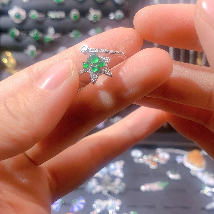 翡翠戒指银S925镶嵌戒指