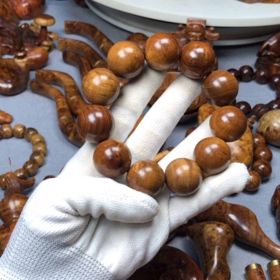 【闪购商品】木麻梨疙瘩火琉璃手把件