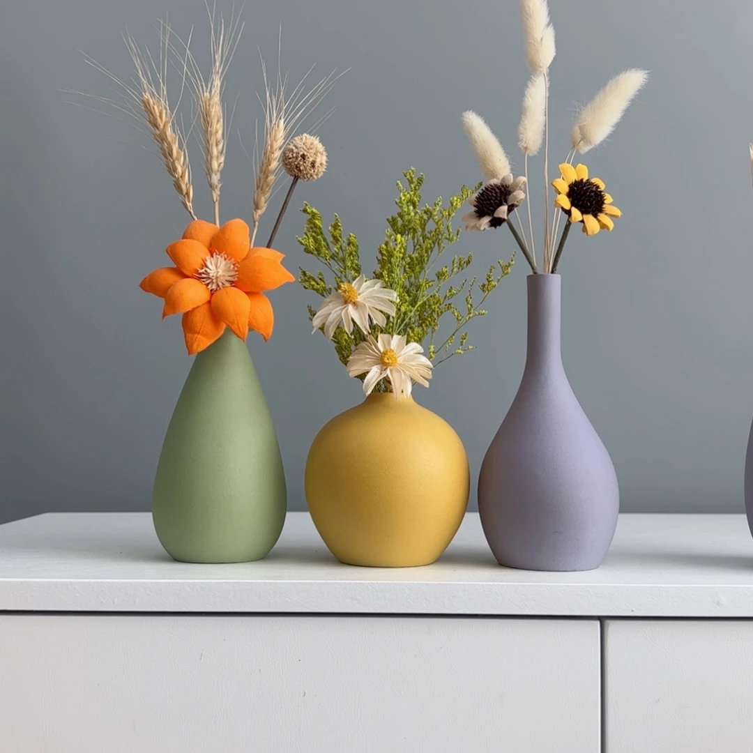 摆件陶瓷小花瓶摆件含花总高约20-30cm