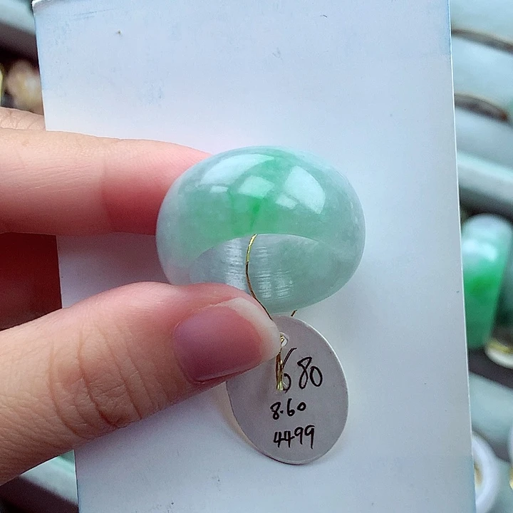 翡翠未镶嵌戒指22.23号