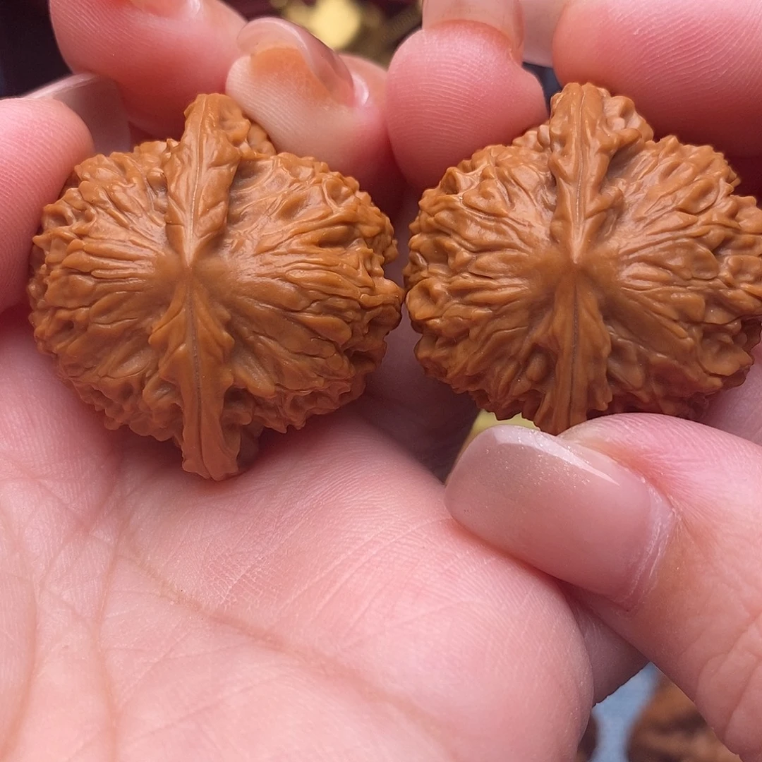 把件文玩核桃34.5全品毕业小红豆