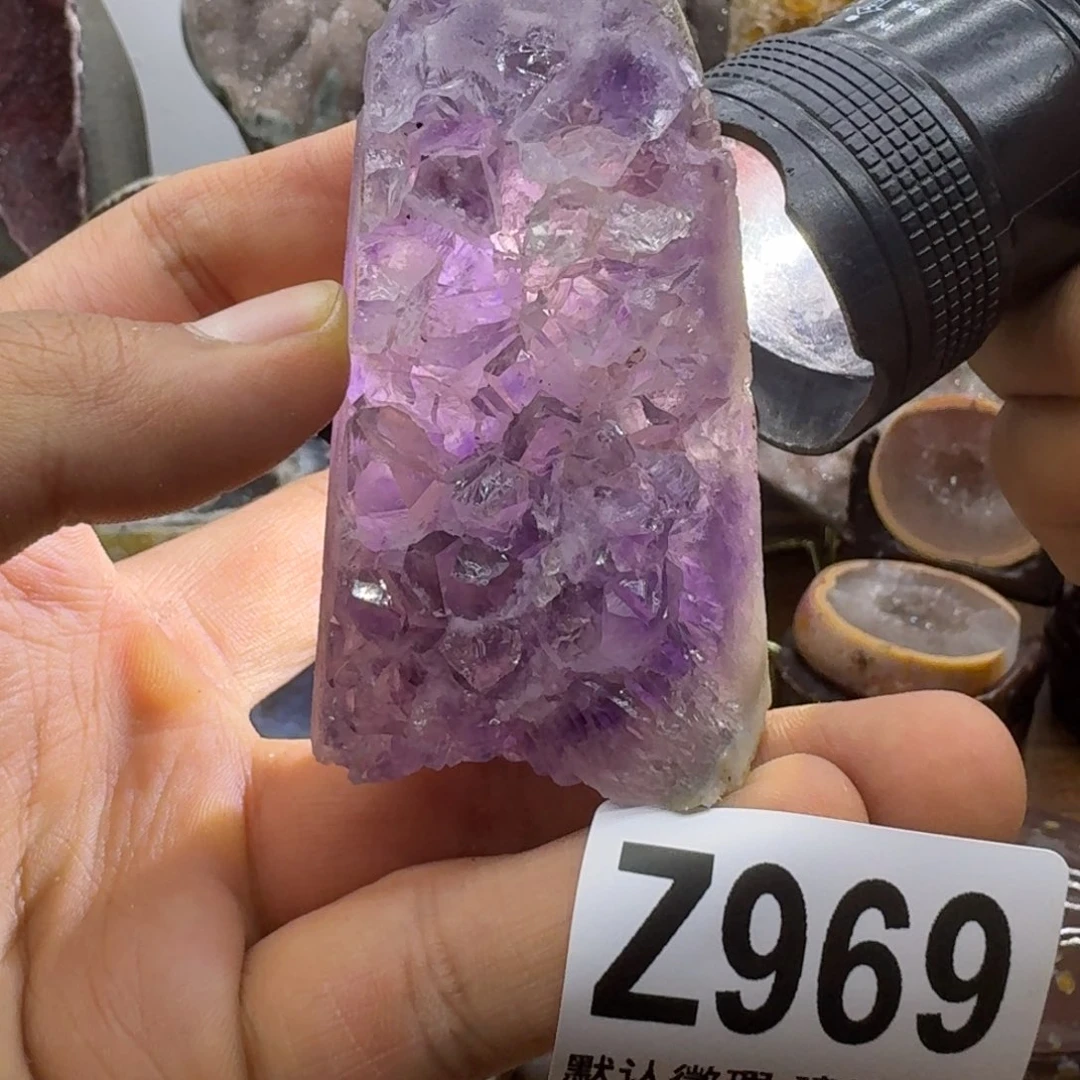 未镶嵌水晶大型摆件（非配饰）