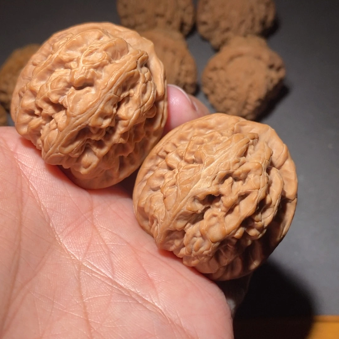 吊坠文玩核桃40红锦鲤