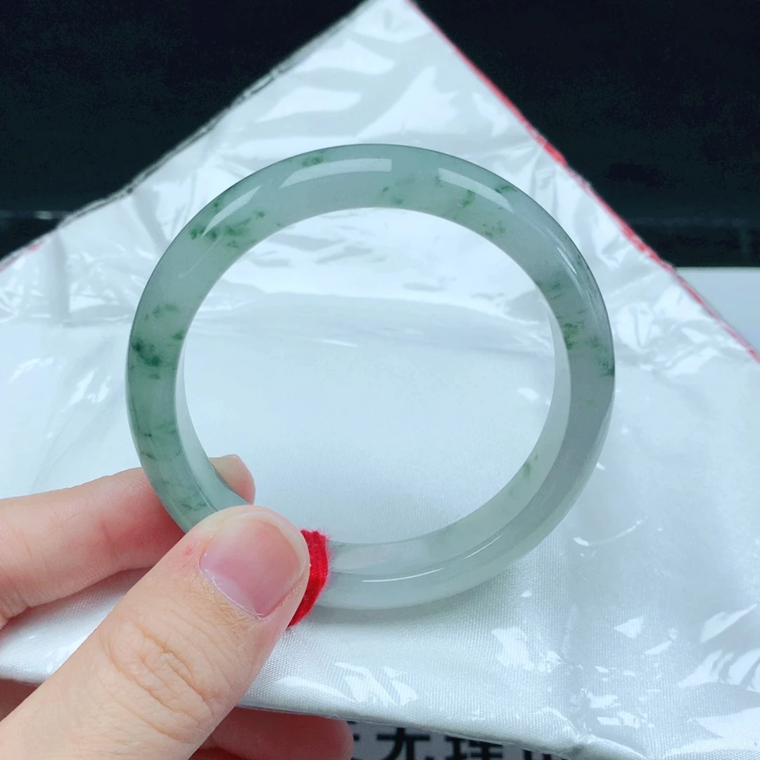 未镶嵌手镯翡翠52