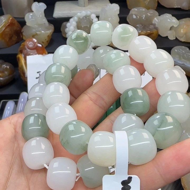 玛瑙/玉髓合金天山翠16mm手串