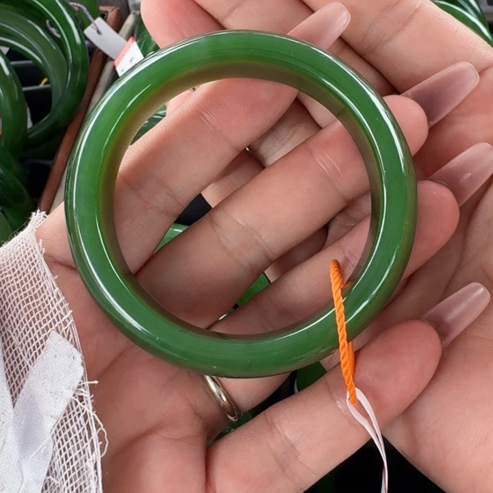 和田玉（碧玉）手镯未镶嵌