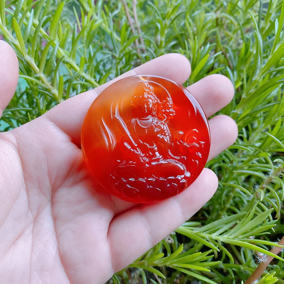 天然江料北红玛瑙双面雕刻圆牌一面生肖牛另一面虚空藏菩萨守护神