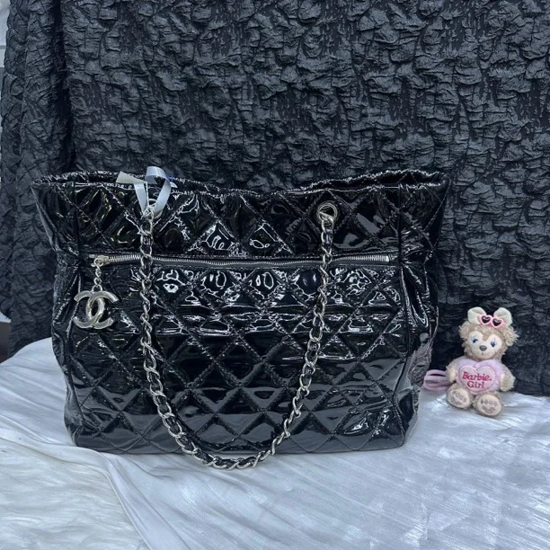 95新 Chanel/香奈儿 香奈儿黑色漆皮托特包单肩包