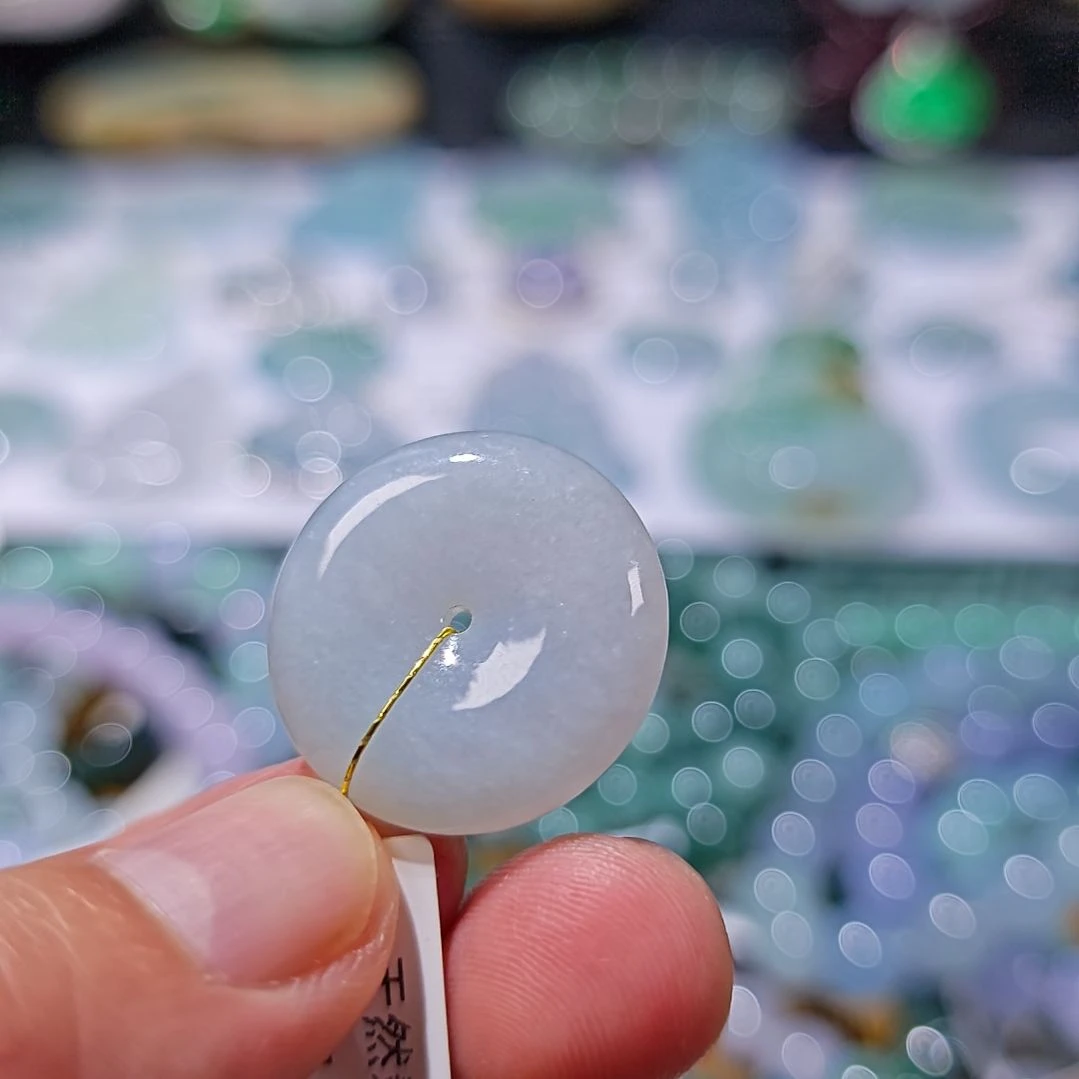 颈饰未镶嵌翡翠一