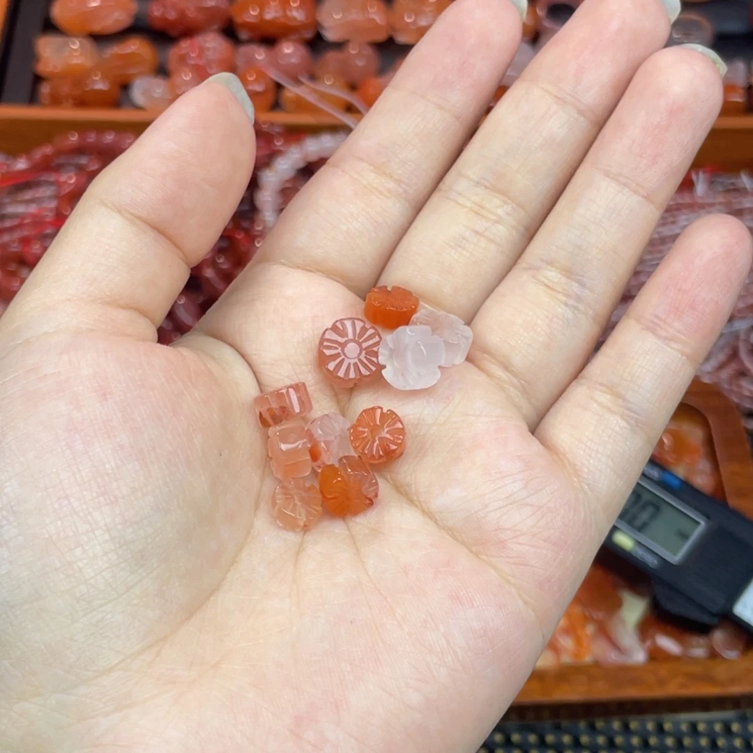 南红玛瑙未镶嵌配饰五瓣花组合