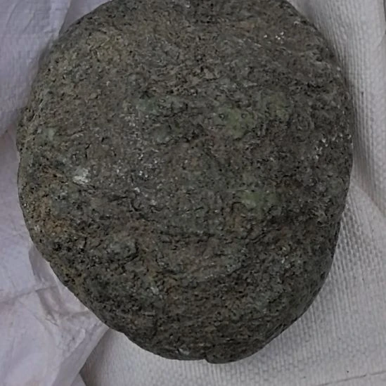 花***言木藏玉药王石原石一个